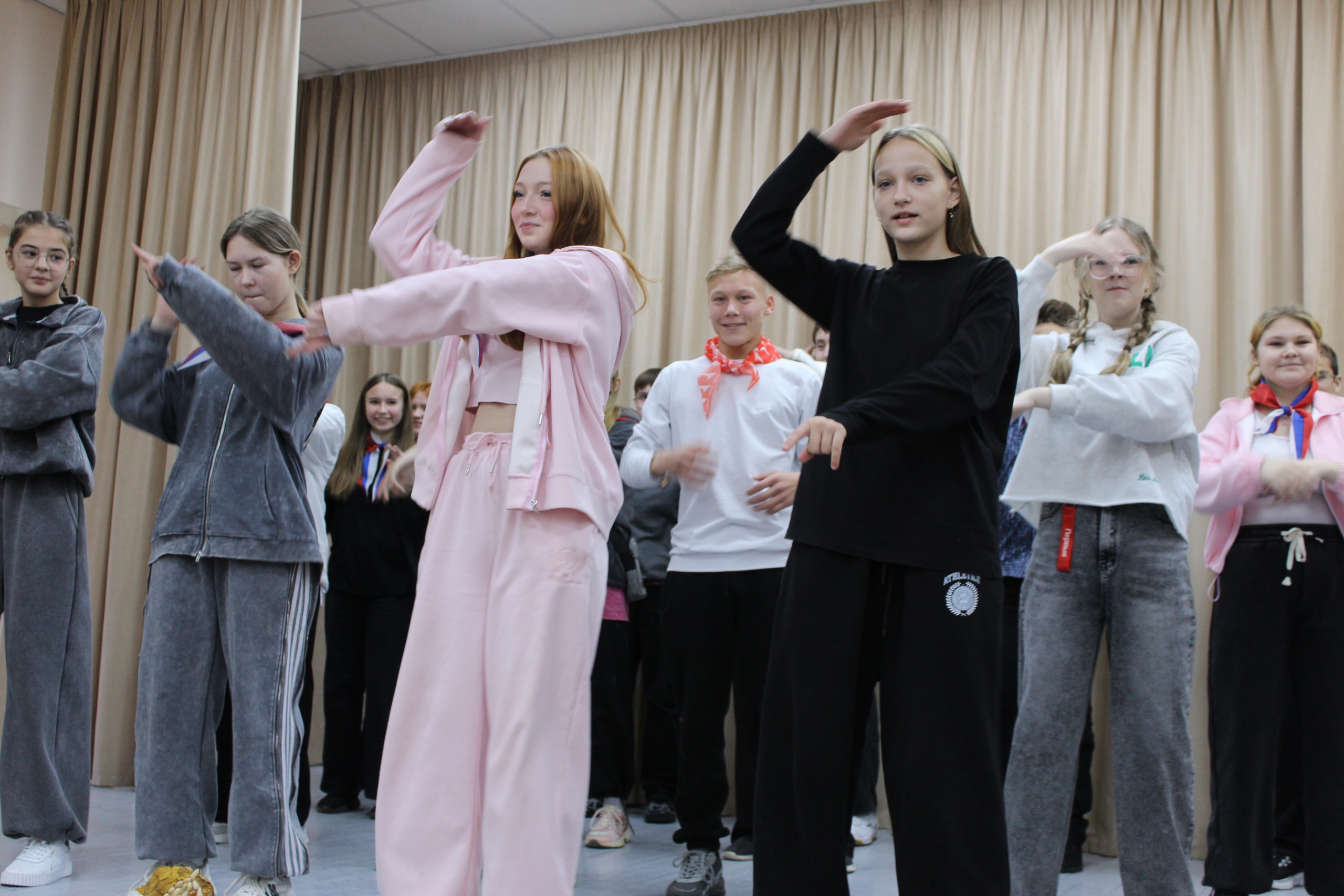 Коммунарские сборы «Родина – МЫ» стартовали в Бурмакино! Коммунарские сборы «Родина – МЫ» стартовали в Бурмакино!.